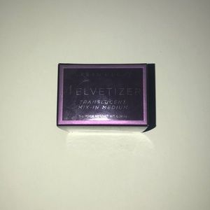 Urban decay velvetizer